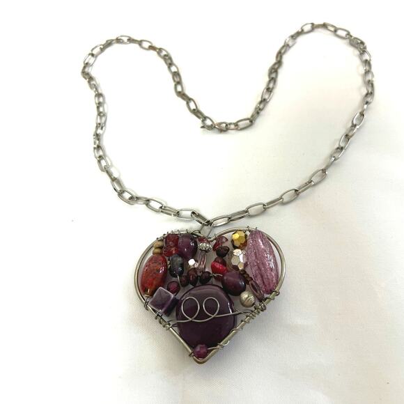 VTG Necklace Mosaic Beads & Stones In Large Heart-Shaped Pendant - Picture 4 of 6